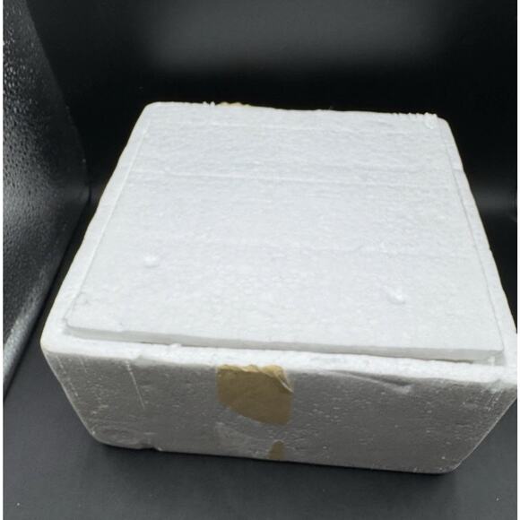 DELUXE DEER FAMILY W/CHRISTMAS BOWS TWO PIECE EARTHENWARE CENTER PIECE - Picture 10 of 10